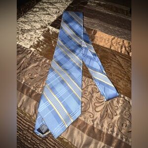 Jones New York Sky and Gold Plaid Tie